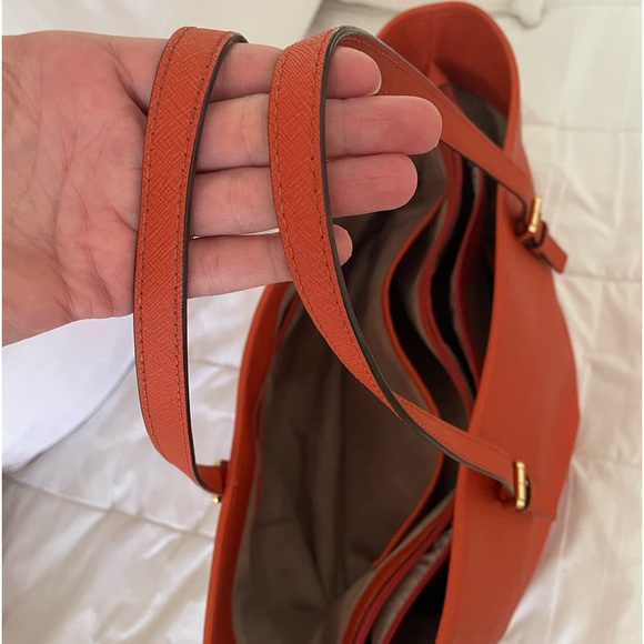 Michael Kors Jet Set Blood Orange Saffiano Leather Voyager Summer Tote - Picture 9 of 9